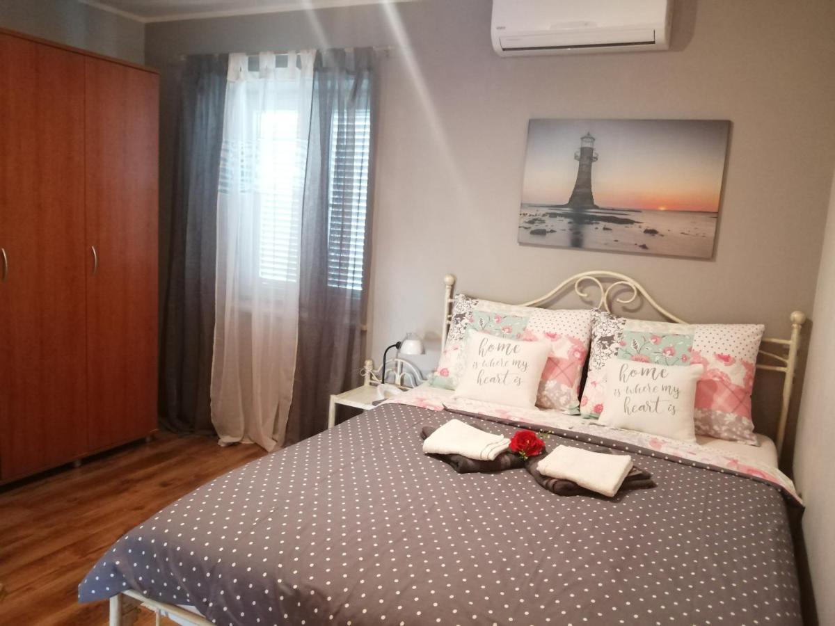 Apartments Sven-Marino Poreč Exteriér fotografie